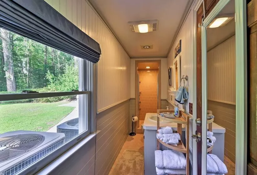 Bayfront Blounts Creek Home: Private Beach + Dock!