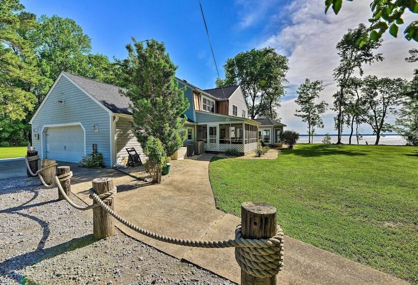 Bayfront Blounts Creek Home: Private Beach + Dock!