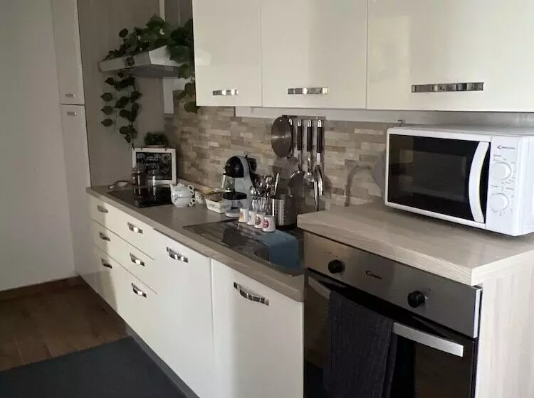 Aamiaismajoitus (B&B) Villa Ma Ya