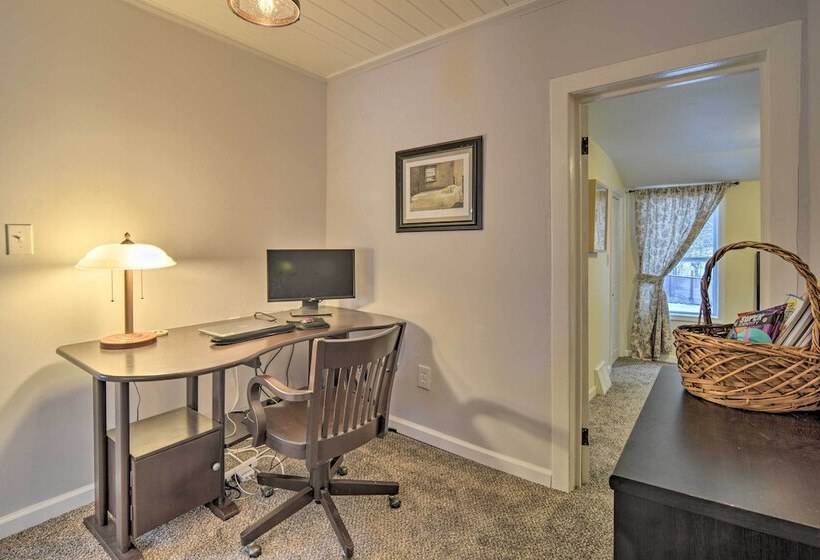 Bellaire Home W/ Yard ~ 4 Miles To Torch Lake