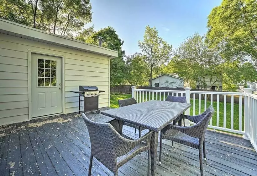 Bellaire Home W/ Yard ~ 4 Miles To Torch Lake