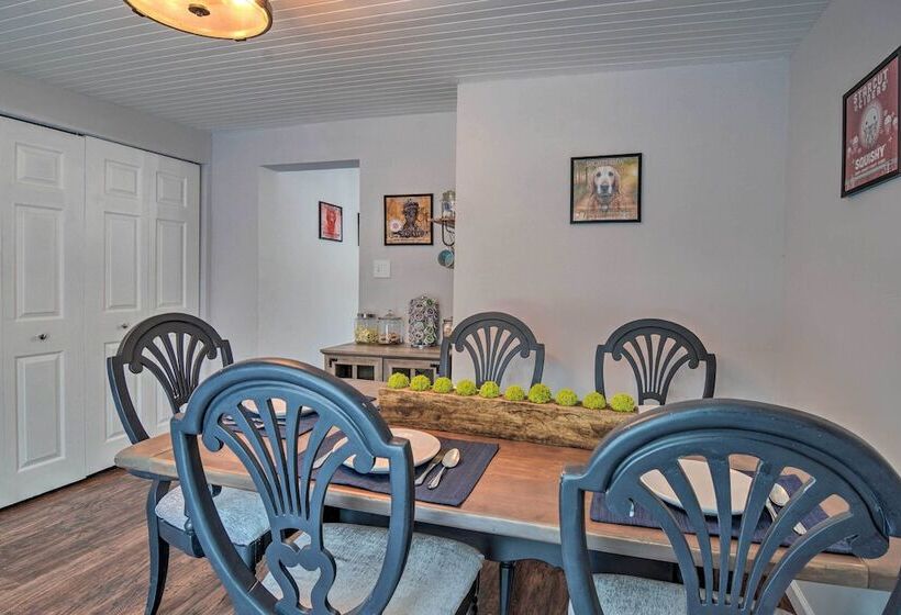 Bellaire Home W/ Yard ~ 4 Miles To Torch Lake