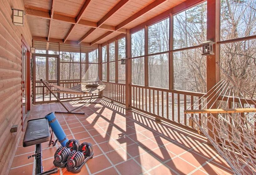 Cabin W/ Decks & Fire Pit Near Lost River!