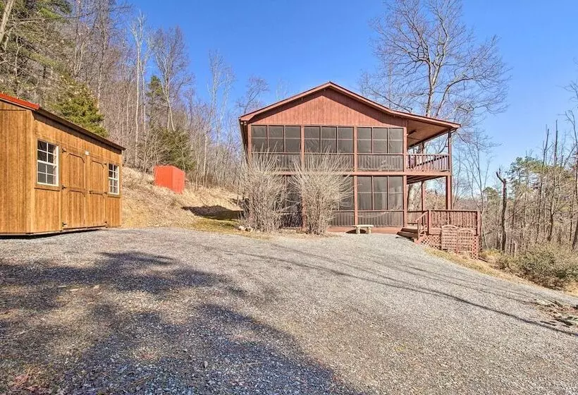 Cabin W/ Decks & Fire Pit Near Lost River!