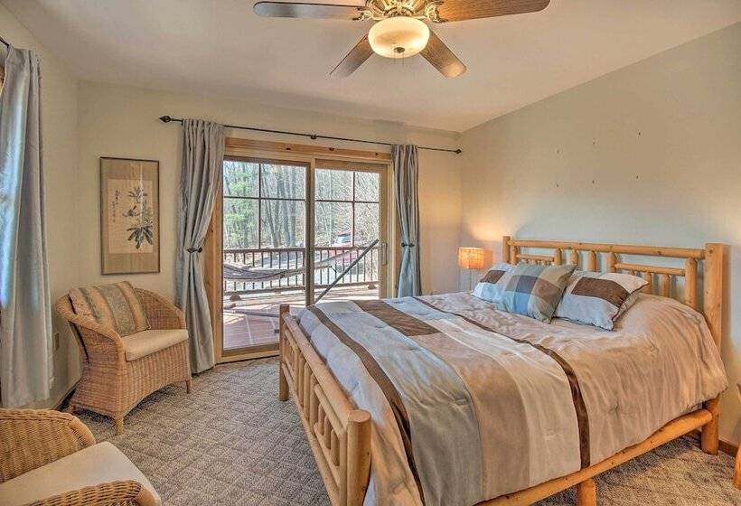 Cabin W/ Decks & Fire Pit Near Lost River!