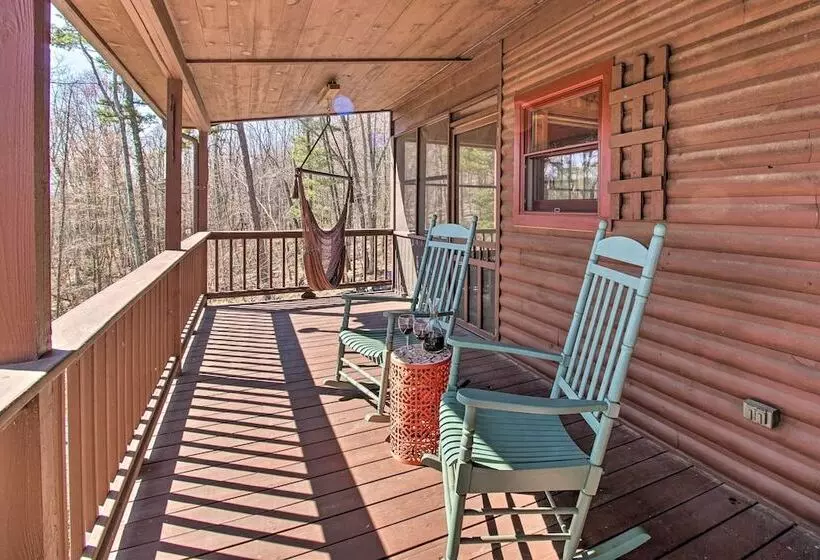Cabin W/ Decks & Fire Pit Near Lost River!