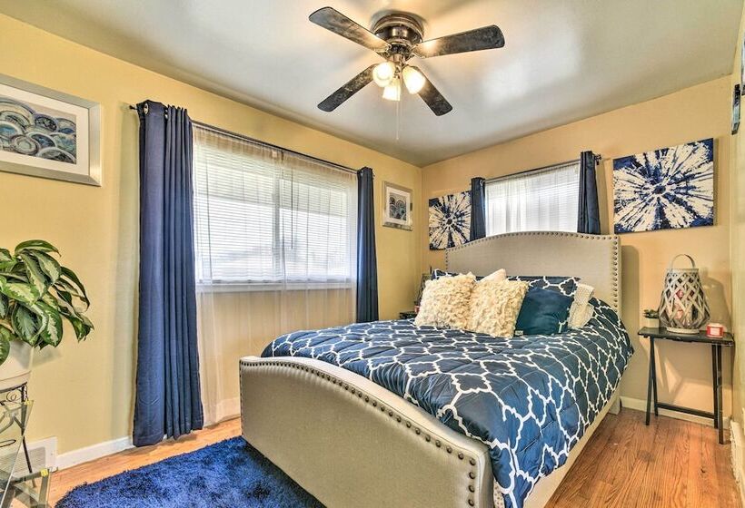 Detroit Home W/ Pool & Yard, 15 Mi To Downtown!