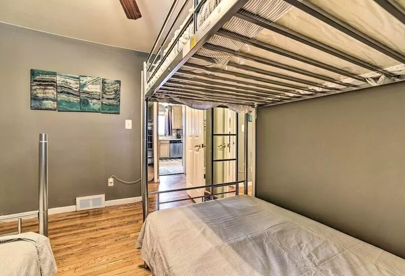 Detroit Home W/ Pool & Yard, 15 Mi To Downtown!