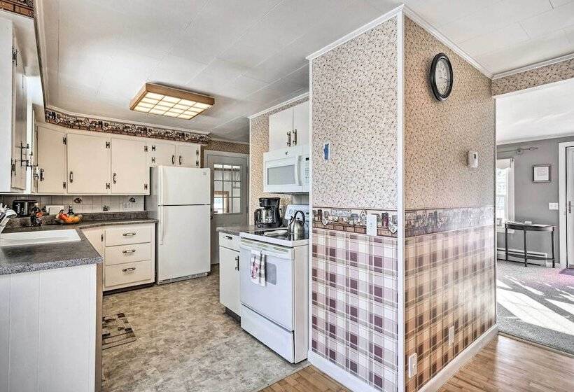 Cottage 3 Miles To Dwntwn & Bangor Waterfront