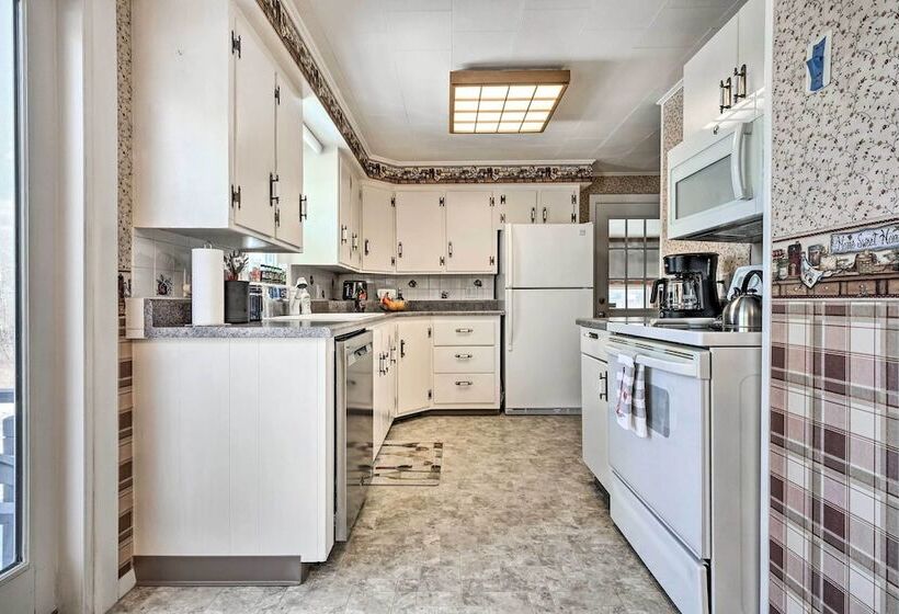 Cottage 3 Miles To Dwntwn & Bangor Waterfront