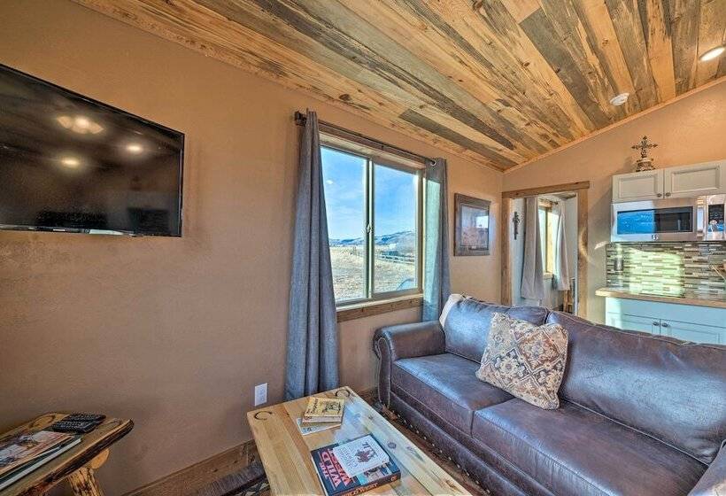 Couples Retreat 1 Hour Drive From Yellowstone Np!