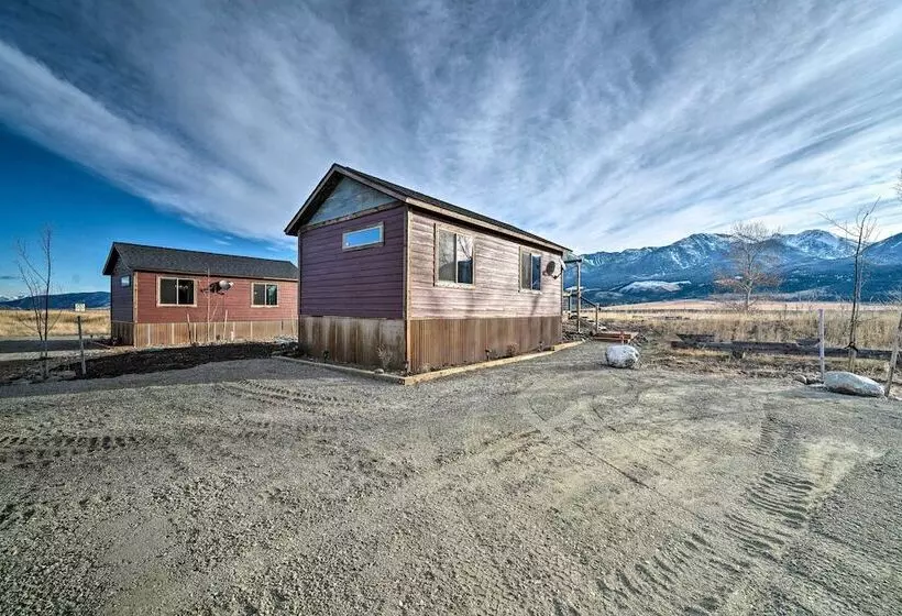 Couples Retreat 1 Hour Drive From Yellowstone Np!