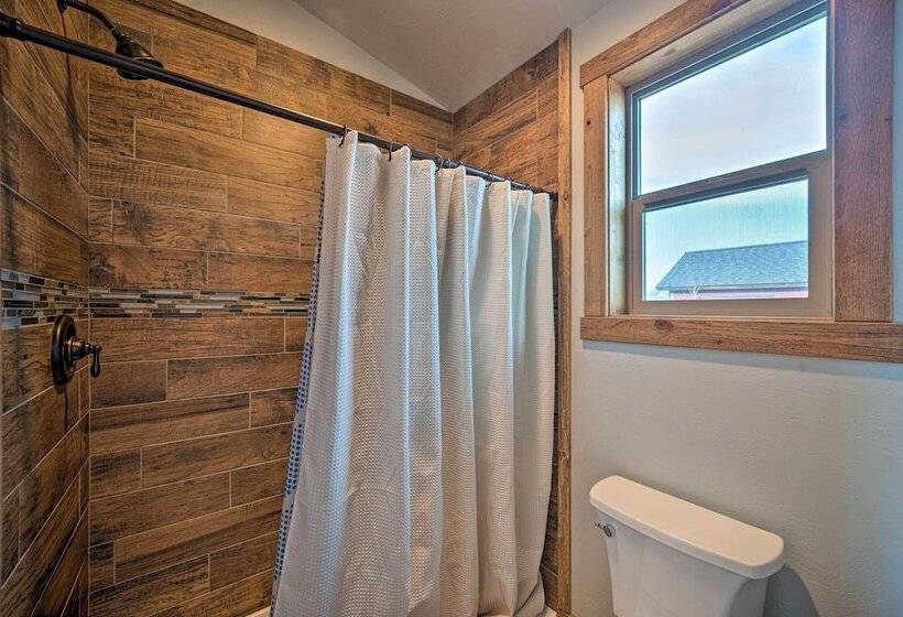 Couples Retreat 1 Hour Drive From Yellowstone Np!