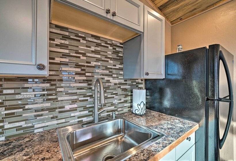 Couples Retreat 1 Hour Drive From Yellowstone Np!