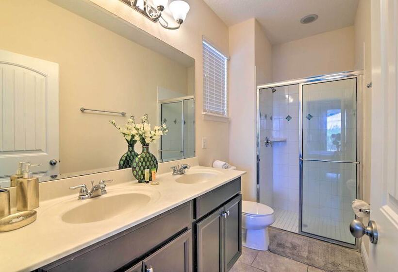 Game Room: Disney Themed Resort Home In Davenport!