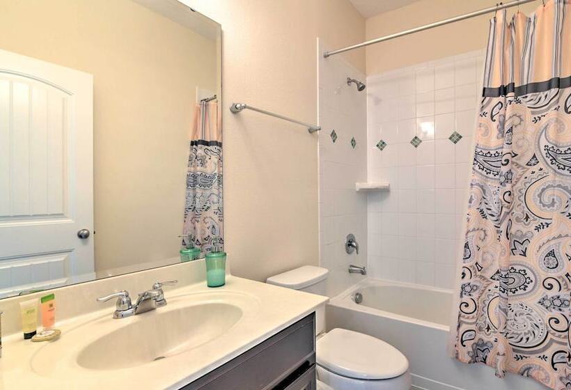 Game Room: Disney Themed Resort Home In Davenport!