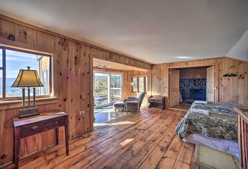 Full Private Home On 32 Acres W/ Stellar Views!