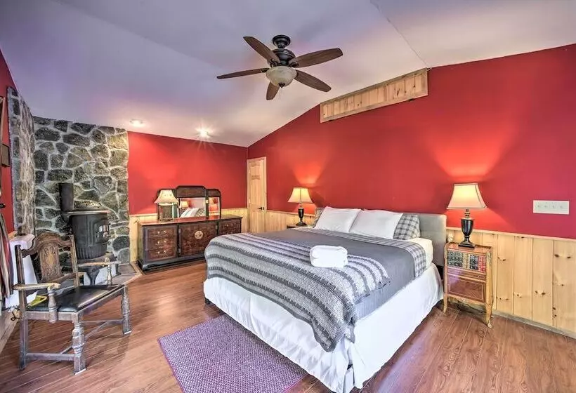 Full Private Home On 32 Acres W/ Stellar Views!