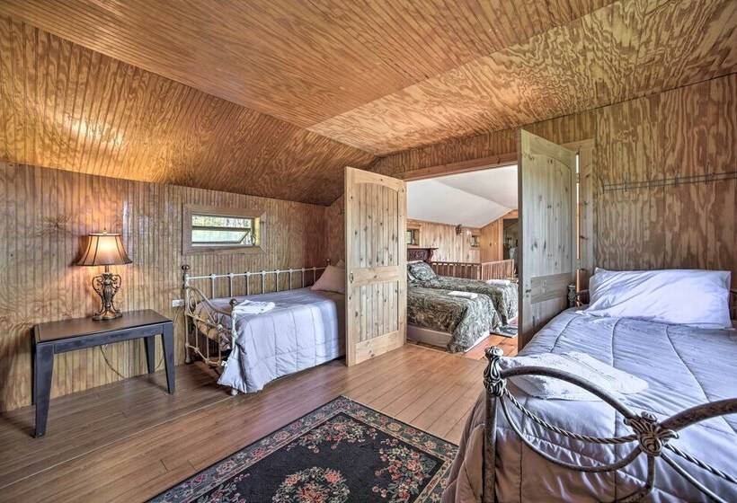 Full Private Home On 32 Acres W/ Stellar Views!