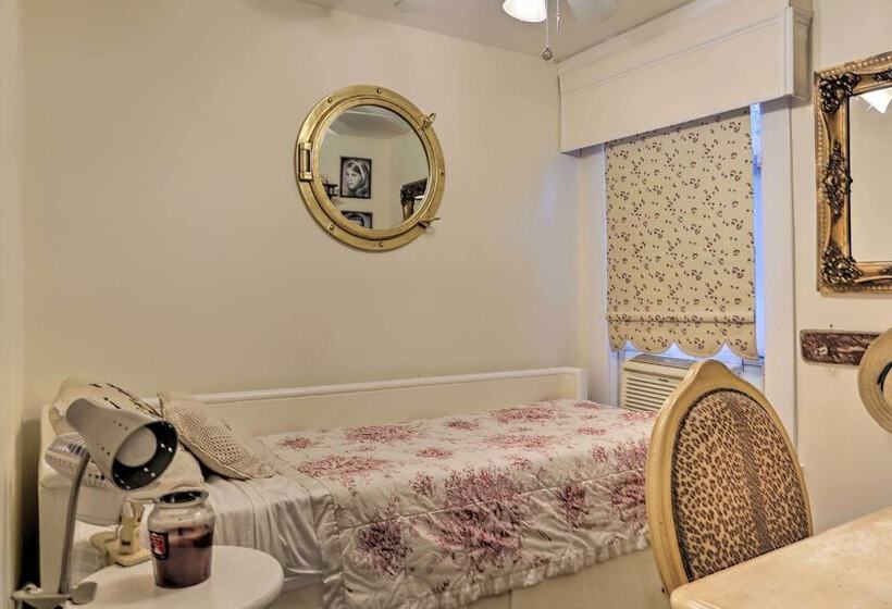 Historic Ocean Grove Home   Walk To Beach!