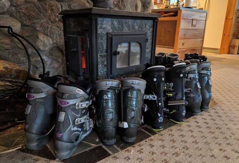 בית מלון כפרי Llama House Adk