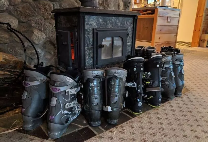 Hotelli Llama House Adk