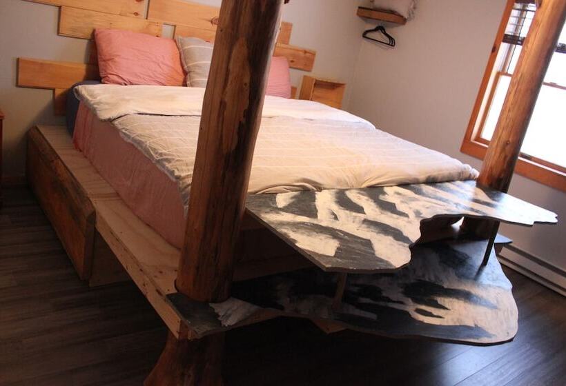 בית מלון כפרי Llama House Adk