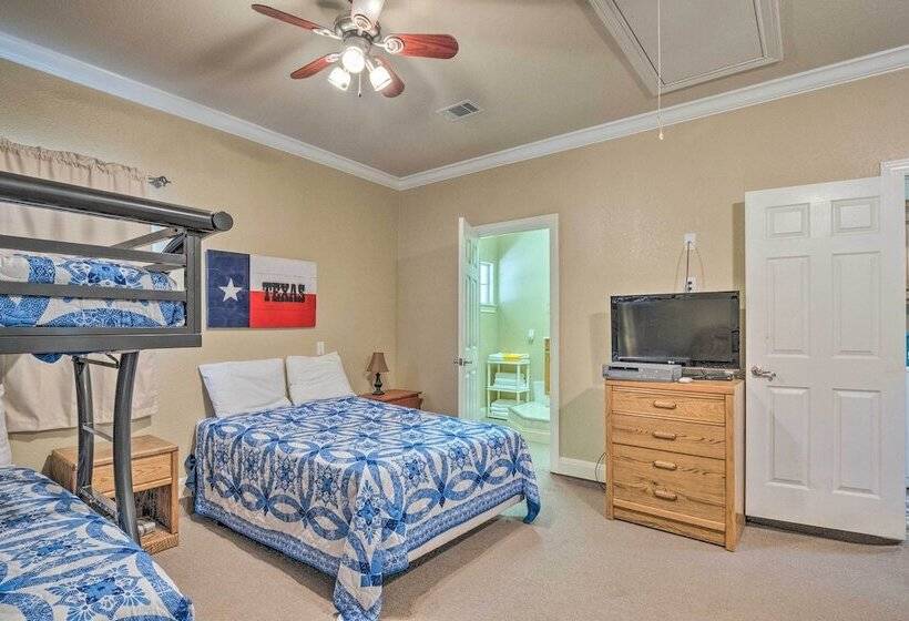 Lake Travis Home W/ Deck: Steps To 2 Story Dock!