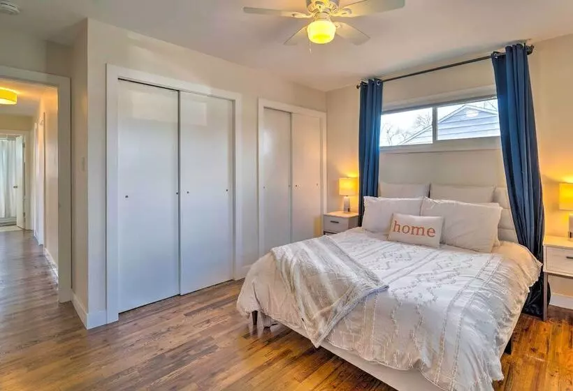 Modern Littleton Home W/ Yard: Pets Welcome!