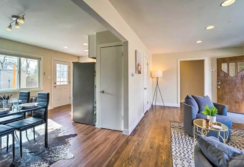 Modern Littleton Home W/ Yard: Pets Welcome!
