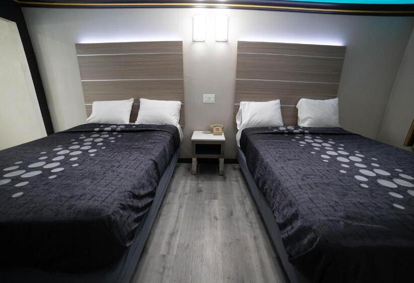 モーテル Artesia Motor Inn