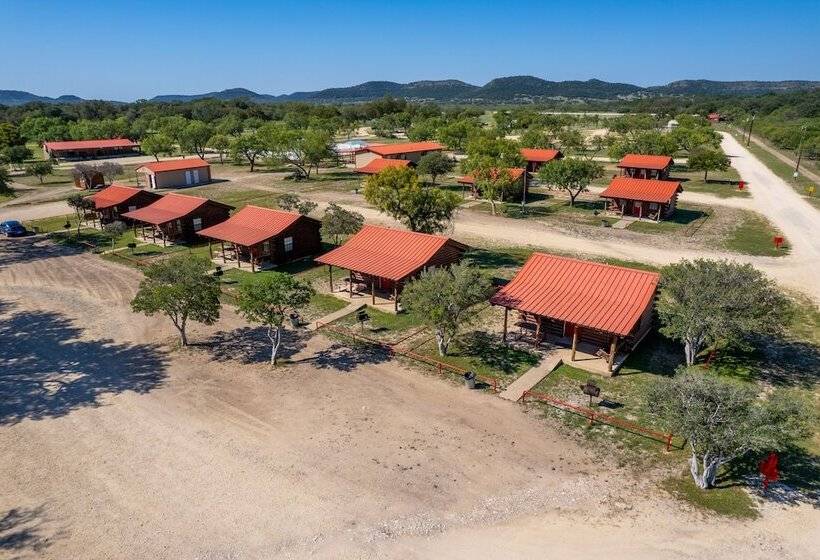 Nueces River Rv & Cabin Resort