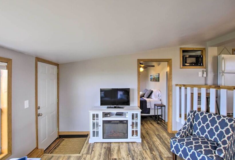 Peace & Premier Fishing On Bay Of Green Bay!