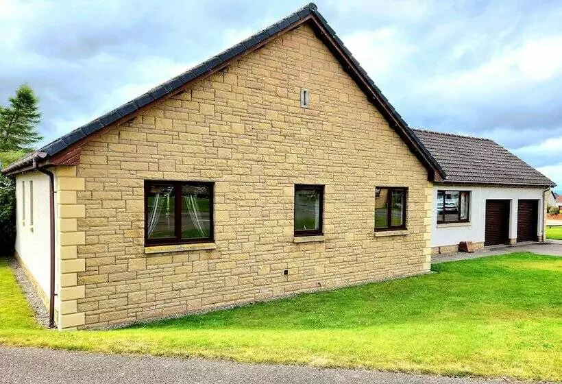 ペンション Boutique 4 Bed Home In Inverness
