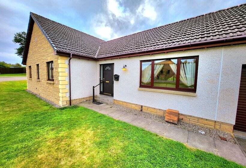 펜션 Boutique 4 Bed Home In Inverness