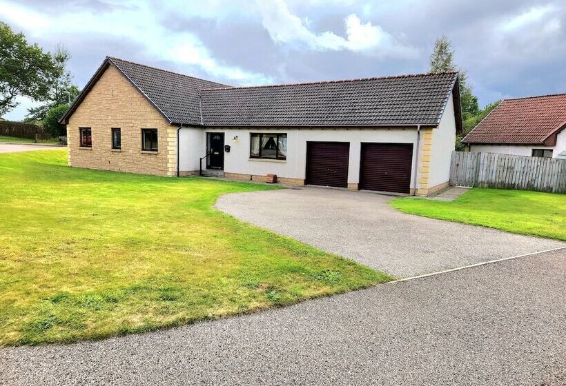 ペンション Boutique 4 Bed Home In Inverness