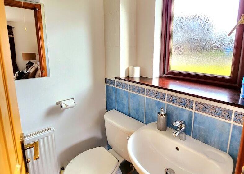 ペンション Boutique 4 Bed Home In Inverness