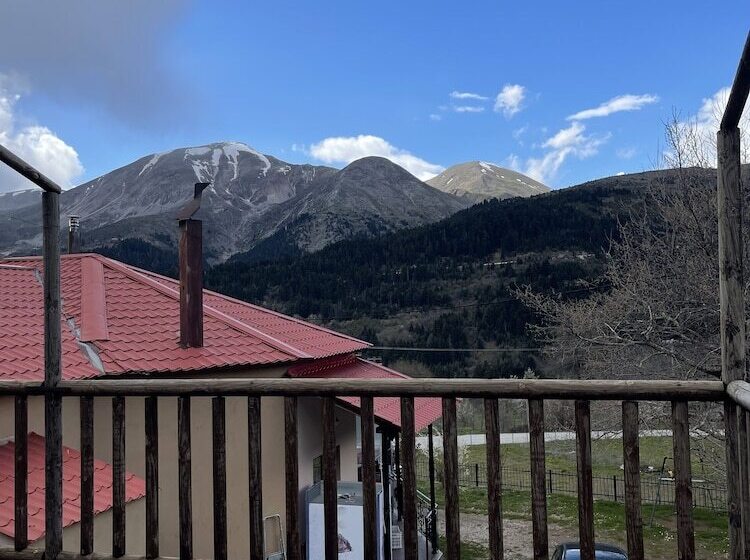 بنسيون Ta Livadia