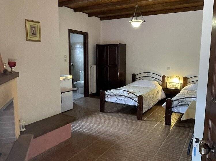 بنسيون Ta Livadia