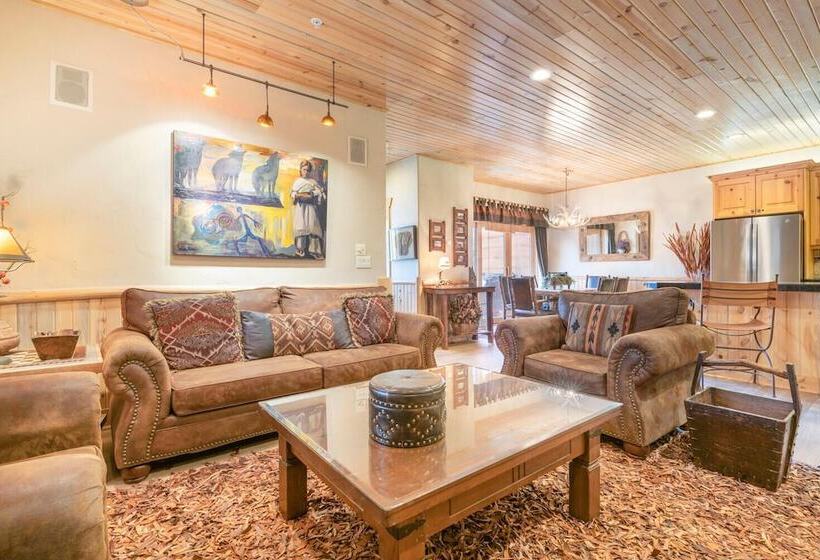 پانسیون Timberwolf Lodge 2a By Lespri Management