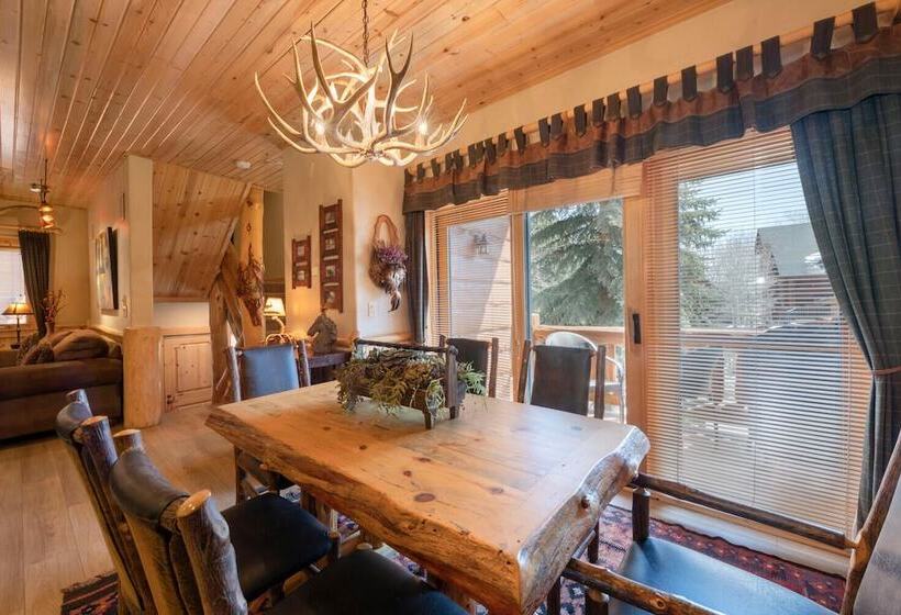 پانسیون Timberwolf Lodge 2a By Lespri Management