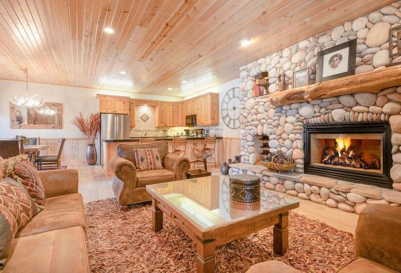 پانسیون Timberwolf Lodge 2a By Lespri Management