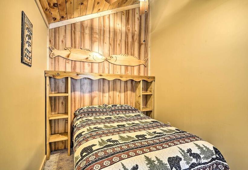 Pet Friendly Brantingham Cabin By Atv Trails