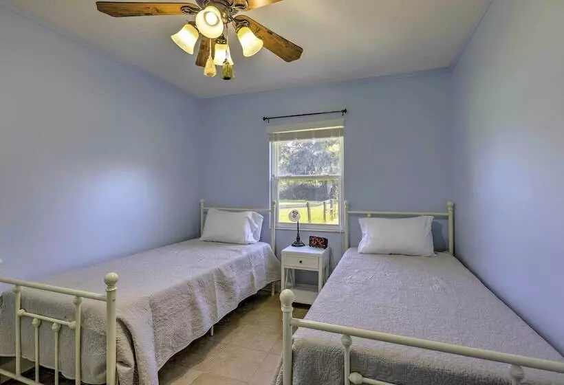 Pet Friendly Home Close To Wec Ocala!