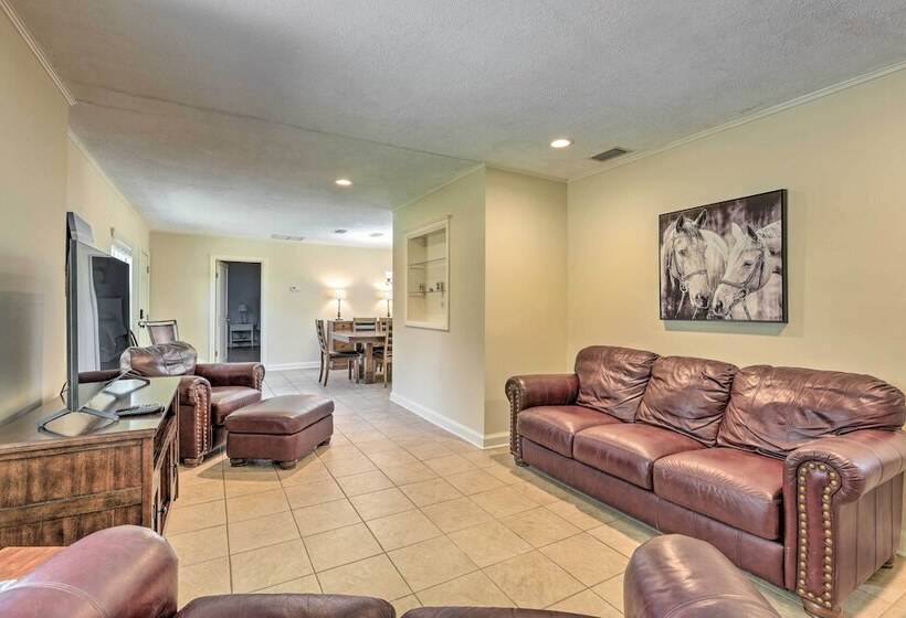 Pet Friendly Home Close To Wec Ocala!