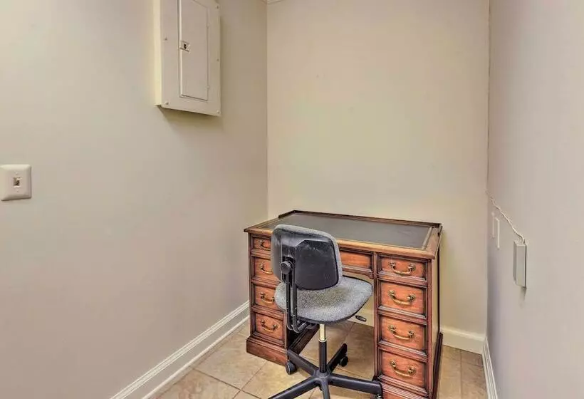 Pet Friendly Home Close To Wec Ocala!