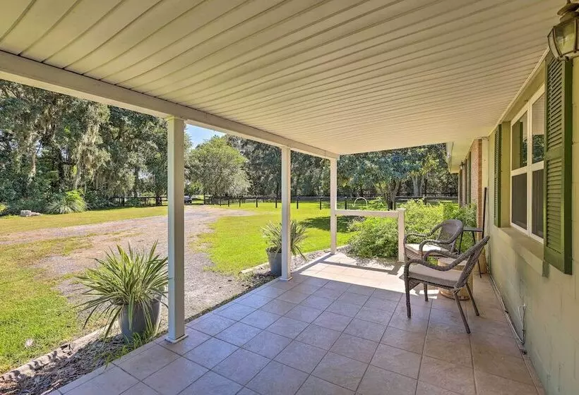 Pet Friendly Home Close To Wec Ocala!