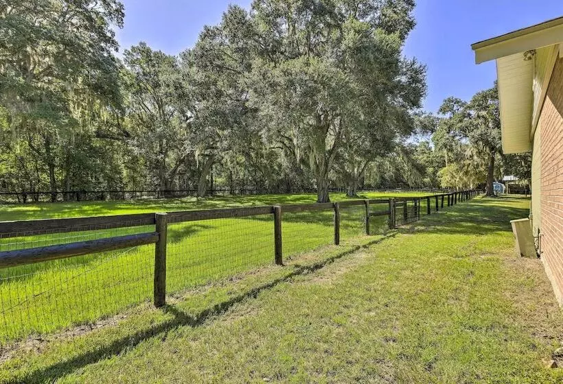 Pet Friendly Home Close To Wec Ocala!