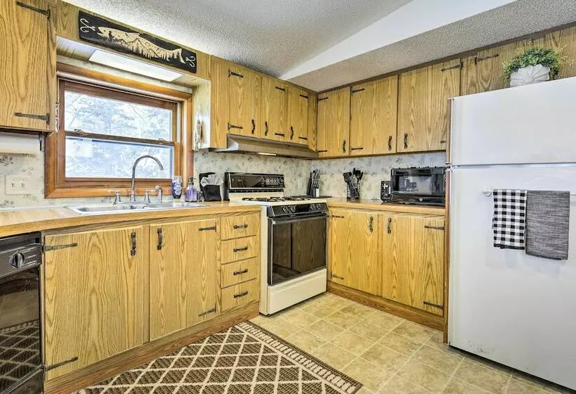 Phillips Cabin W/ Lake Views & Private Dock!