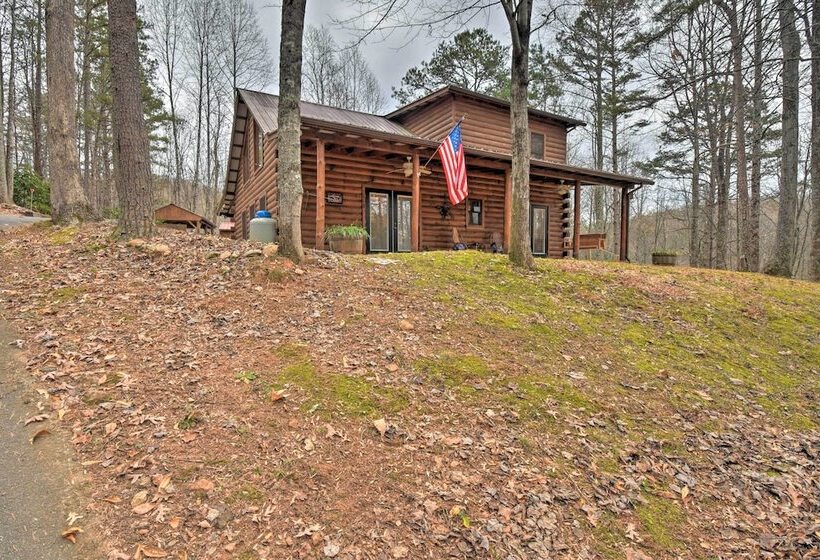 Rural Murphy Cabin   Yard, Hot Tub & Fire Pit
